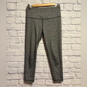VSX Sport Gray Heathered Knockout Capri Leggings Small